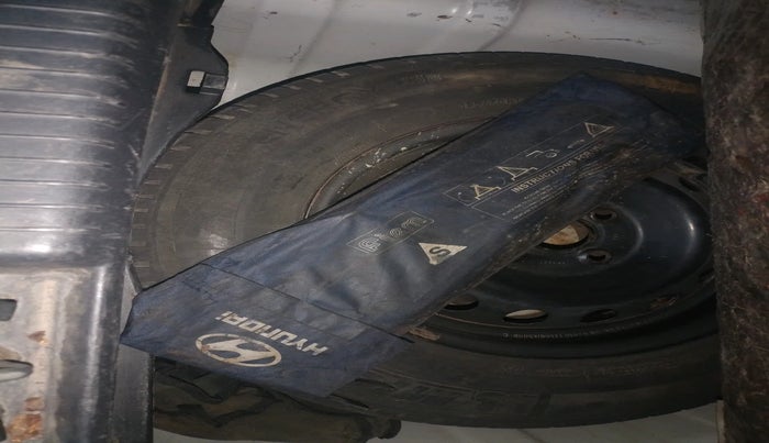 2013 Hyundai i20 ASTA 1.2, Diesel, Manual, 1,43,947 km, tyre