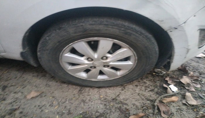 2013 Hyundai i20 ASTA 1.2, Diesel, Manual, 1,43,947 km, tyre