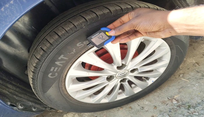 2018 Maruti Ciaz ZETA 1.4  AT PETROL, Petrol, Automatic, 1,01,972 km, tyre