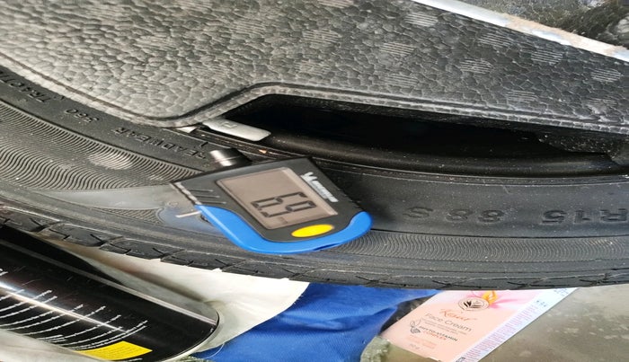 2018 Maruti Ciaz ZETA 1.4  AT PETROL, Petrol, Automatic, 1,01,972 km, tyre