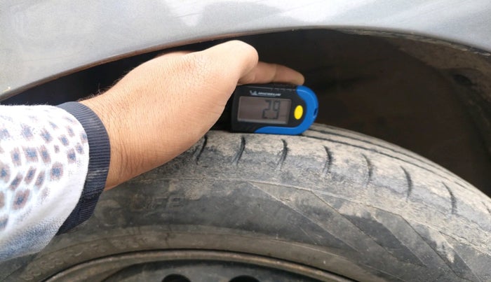 2016 Maruti Ciaz VDI+ SHVS, Diesel, Manual, 1,38,665 km, tyre