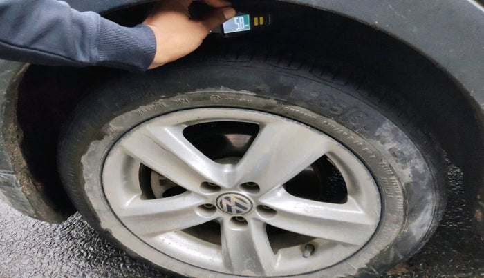 2014 Volkswagen Polo HIGHLINE1.5L, Diesel, Manual, 49,229 km, tyre