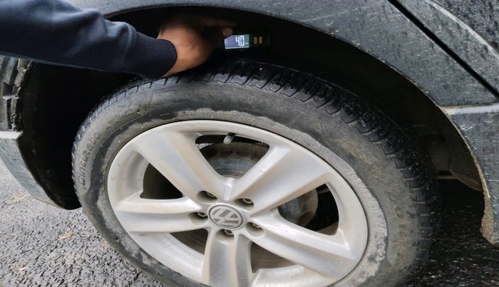 2014 Volkswagen Polo HIGHLINE1.5L, Diesel, Manual, 49,229 km, tyre