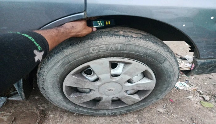 2020 Maruti Eeco 5 STR WITH A/C+HTR, Petrol, Manual, 71,595 km, tyre