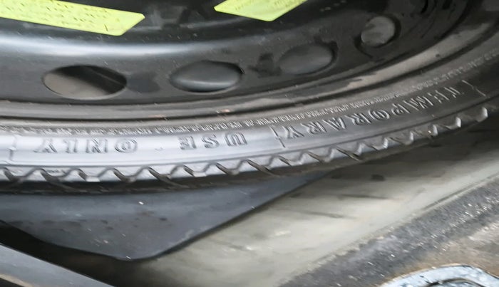 2013 Audi A4 2.0 TDI, Diesel, Automatic, 1,06,171 km, tyre