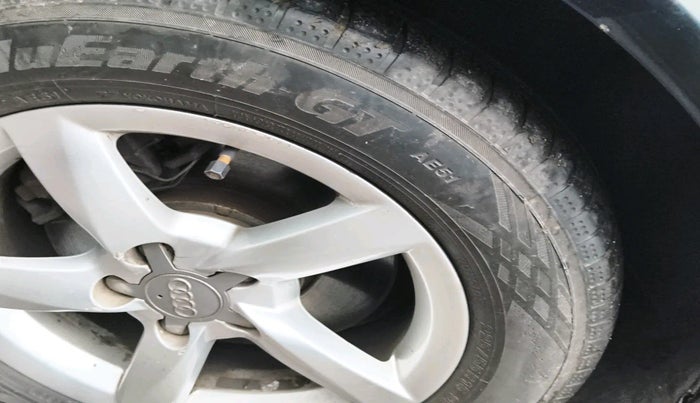 2013 Audi A4 2.0 TDI, Diesel, Automatic, 1,06,171 km, tyre