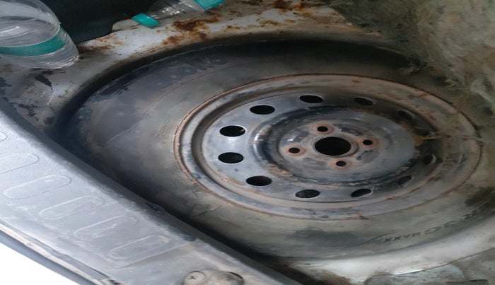 2011 Maruti Ritz VDI, Diesel, Manual, 1,34,630 km, tyre