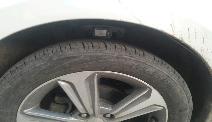 2018 Hyundai Verna 1.6 VTVT SX, Petrol, Manual, 1,19,307 km, tyre