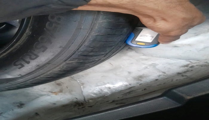 2018 Hyundai Verna 1.6 VTVT SX, Petrol, Manual, 1,19,307 km, tyre