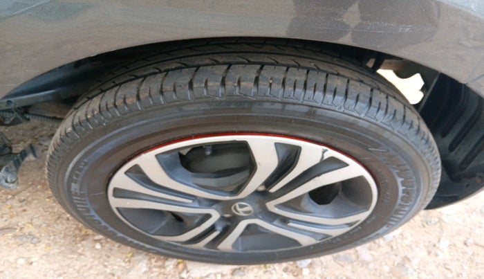 2022 Tata Tiago XT RHYTHM PETROL, Petrol, Manual, 19,722 km, tyre