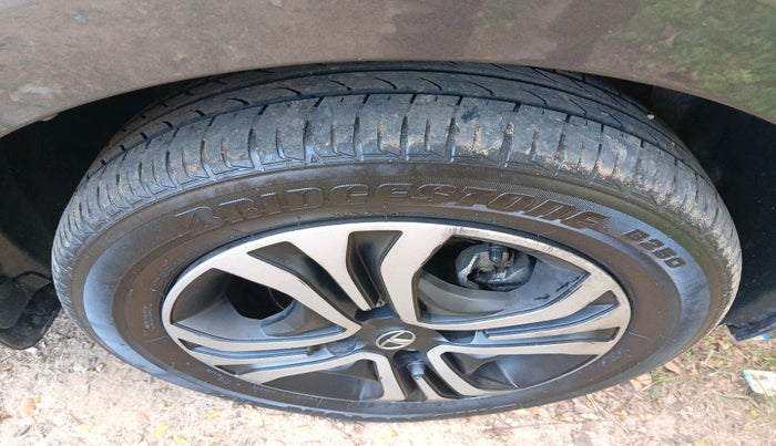 2022 Tata Tiago XT RHYTHM PETROL, Petrol, Manual, 19,722 km, tyre