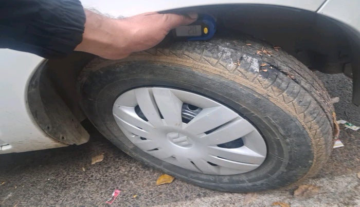 2021 Maruti Alto LXI CNG, Petrol, Manual, 1,31,874 km, tyre