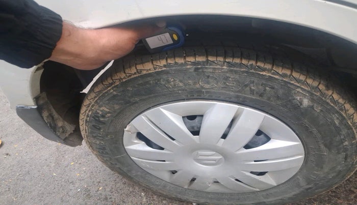 2021 Maruti Alto LXI CNG, Petrol, Manual, 1,31,874 km, tyre