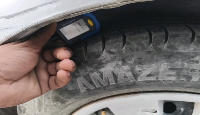 2012 Maruti A Star VXI (ABS) AT, Petrol, Automatic, 62,398 km, tyre