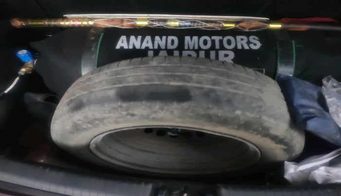 2017 Hyundai Grand i10 SPORTZ (O) 1.2 KAPPA VTVT, Petrol, Manual, 94,105 km, tyre