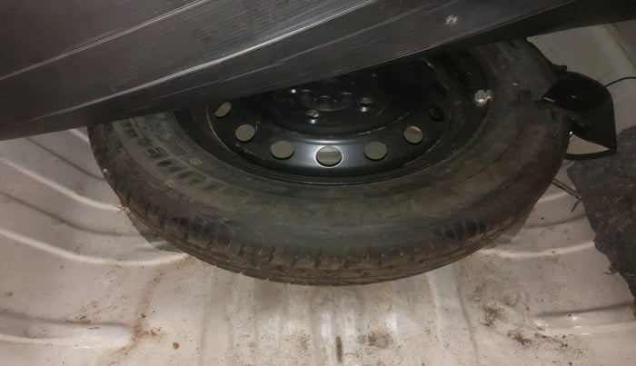 2018 Toyota Etios GX PLATINUM, Petrol, Manual, 56,647 km, tyre