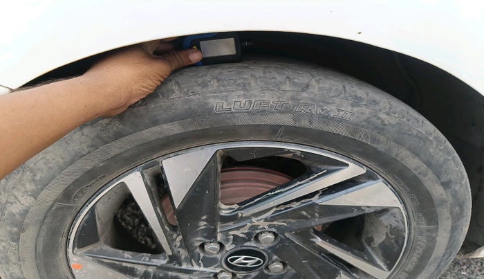 2022 Hyundai Verna S PLUS 1.5 VTVT, Petrol, Manual, 51,910 km, tyre