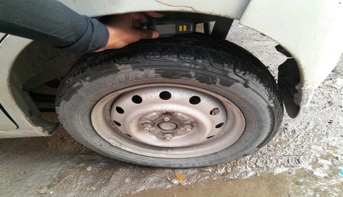 2010 Maruti Wagon R 1.0 LXI, Petrol, Manual, 1,54,532 km, tyre