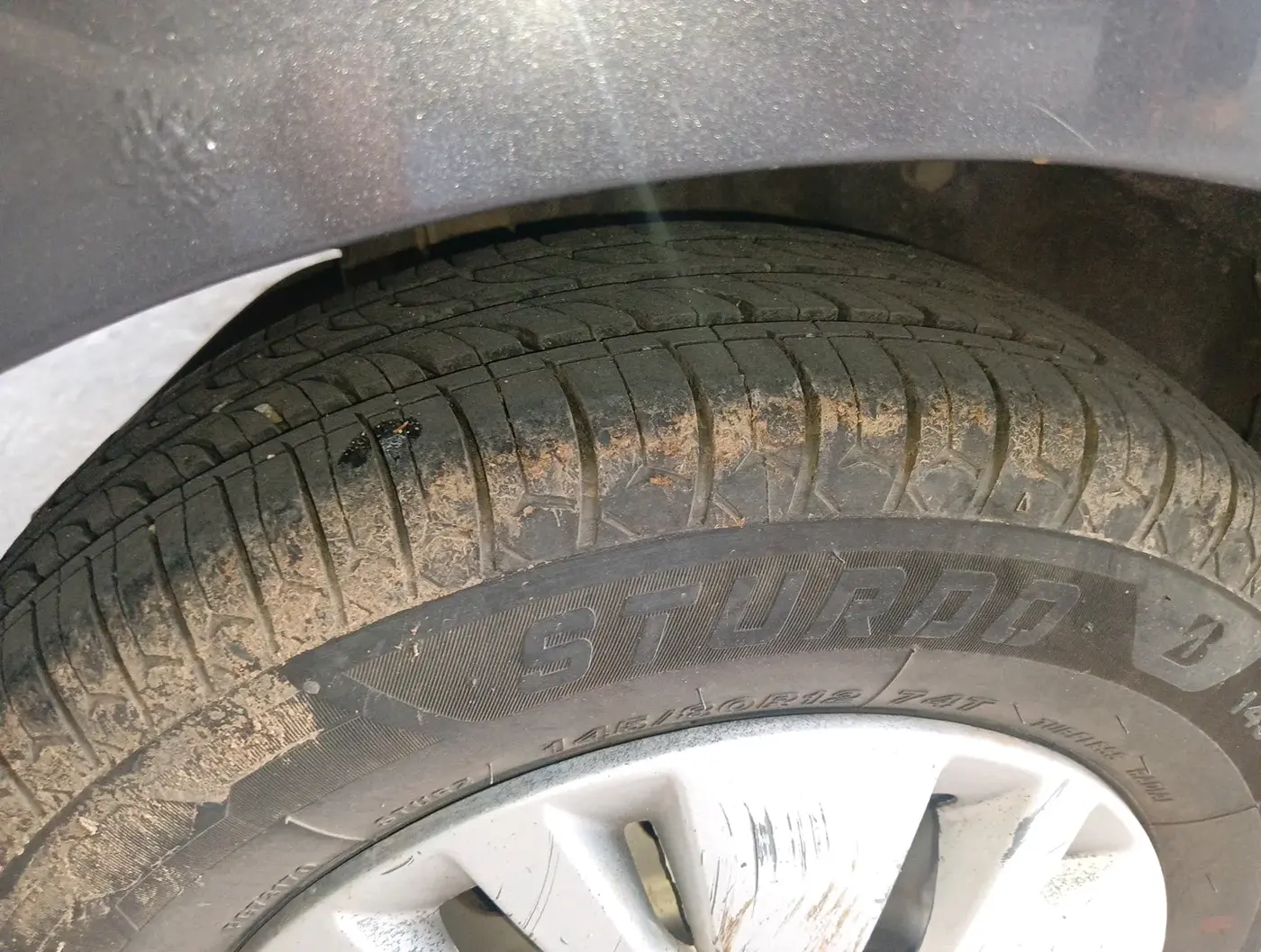 2015 Hyundai Eon D-LITE+, Petrol, Manual, 99,799 km, tyre