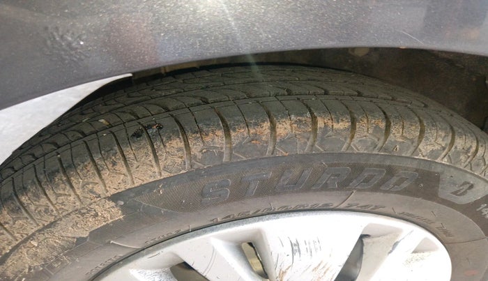 2015 Hyundai Eon D-LITE+, Petrol, Manual, 99,799 km, tyre