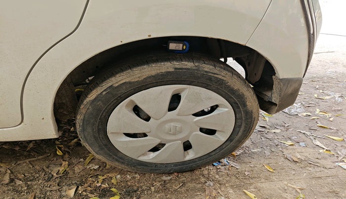 2017 Maruti Celerio VXI AMT, Petrol, Automatic, 94,134 km, tyre