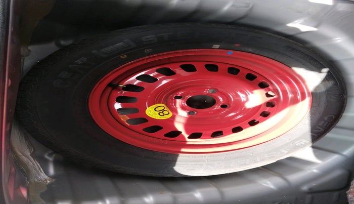 2022 Renault Kiger RXZ AMT DUAL TONE, Petrol, Automatic, 29,374 km, tyre