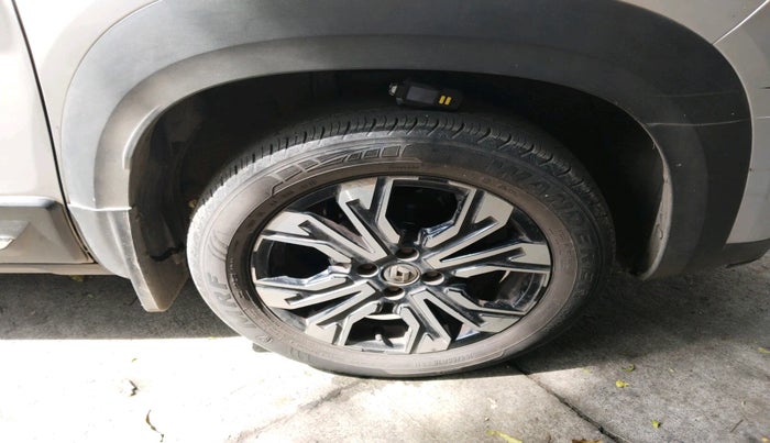 2022 Renault Kiger RXZ AMT DUAL TONE, Petrol, Automatic, 29,374 km, tyre