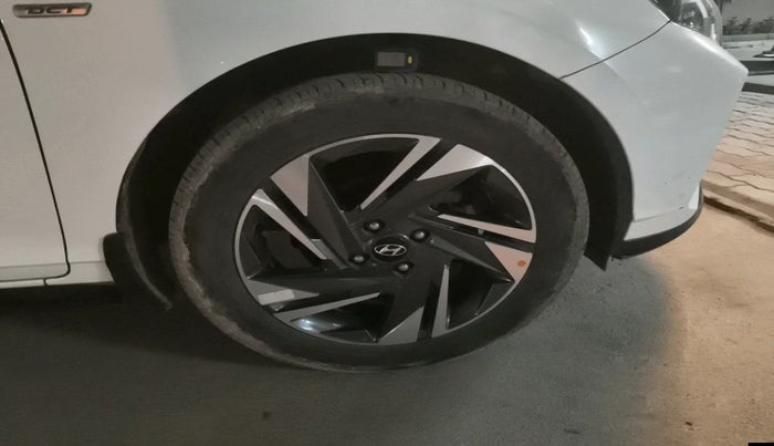 2021 Hyundai NEW I20 ASTA (O) 1.0 TURBO GDI DCT, Petrol, Automatic, 39,266 km, tyre