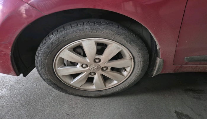 2014 Hyundai Xcent SX 1.2, Petrol, Manual, 50,155 km, tyre