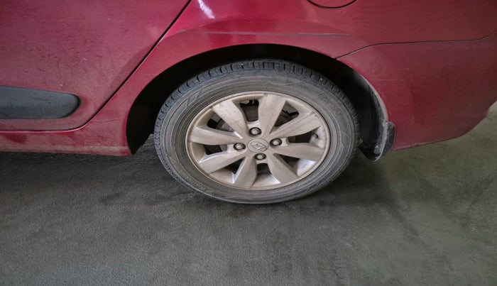 2014 Hyundai Xcent SX 1.2, Petrol, Manual, 50,155 km, tyre