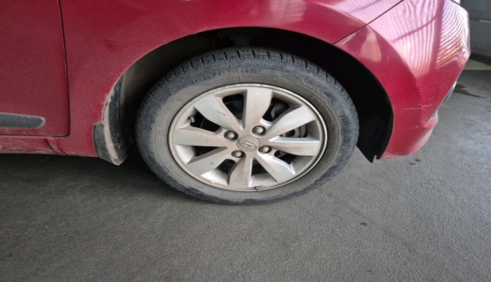 2014 Hyundai Xcent SX 1.2, Petrol, Manual, 50,155 km, tyre