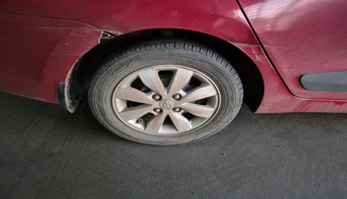 2014 Hyundai Xcent SX 1.2, Petrol, Manual, 50,155 km, tyre