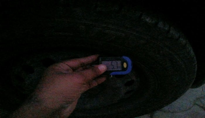 2014 Toyota Etios G, Petrol, Manual, 86,150 km, tyre