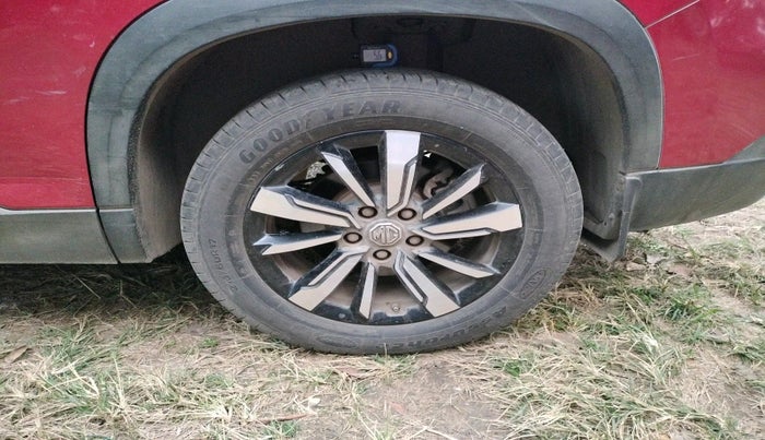 2019 MG HECTOR SMART 1.5 DCT PETROL, Petrol, Automatic, 20,446 km, tyre