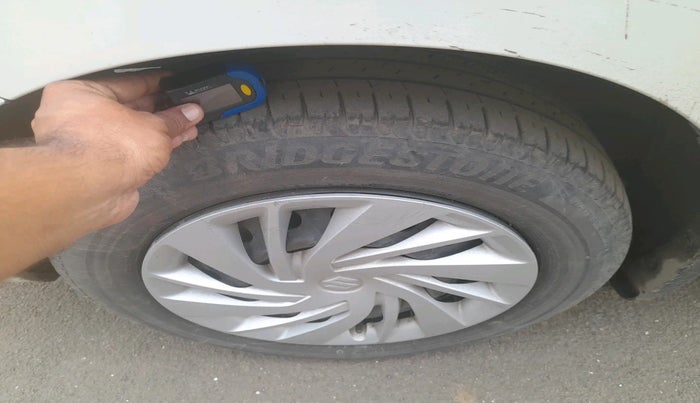 2020 Maruti Ertiga VXI SHVS, Petrol, Manual, 39,507 km, tyre