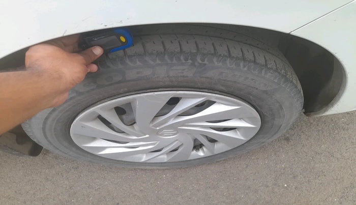 2020 Maruti Ertiga VXI SHVS, Petrol, Manual, 39,507 km, tyre