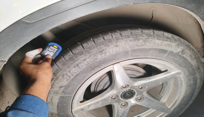 2019 Hyundai VENUE S 1.2, Petrol, Manual, 1,47,675 km, tyre