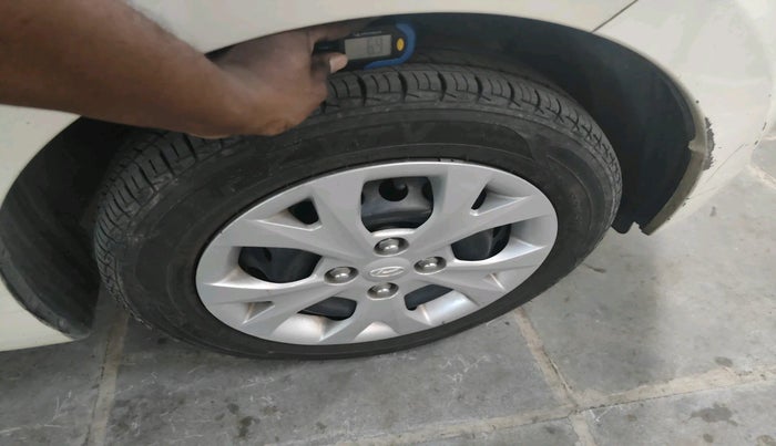 2013 Hyundai Grand i10 SPORTZ 1.2 KAPPA VTVT, Petrol, Manual, 43,306 km, tyre