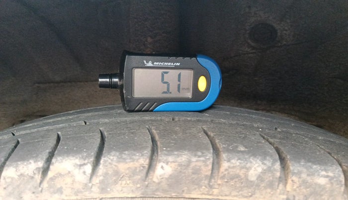 2016 Hyundai Grand i10 SPORTZ 1.2 KAPPA VTVT, Petrol, Manual, 79,673 km, tyre