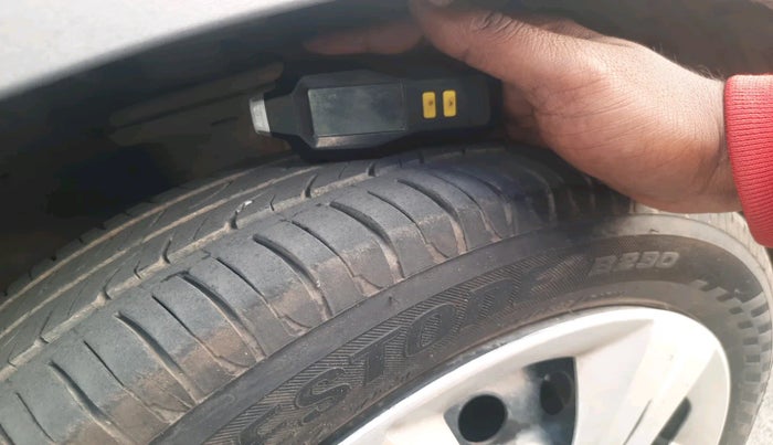 2011 Maruti Wagon R 1.0 VXI, Petrol, Manual, 69,663 km, tyre