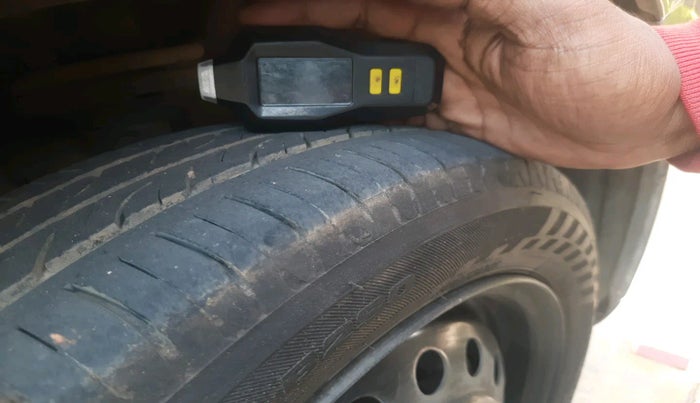 2011 Maruti Wagon R 1.0 VXI, Petrol, Manual, 69,663 km, tyre