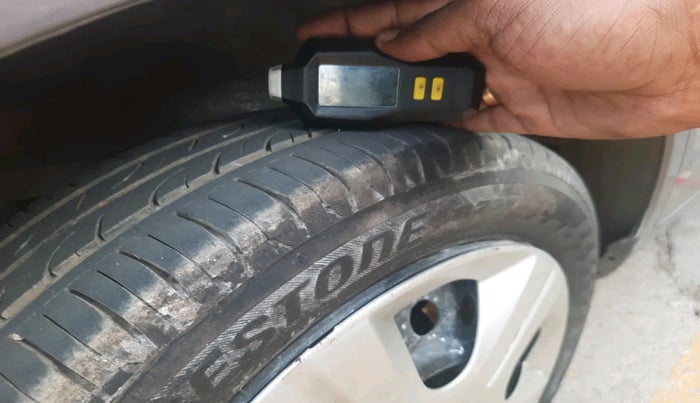 2011 Maruti Wagon R 1.0 VXI, Petrol, Manual, 69,663 km, tyre