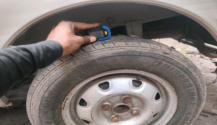 2011 Maruti Eeco 5 STR WITH A/C+HTR, Petrol, Manual, 1,234 km, tyre