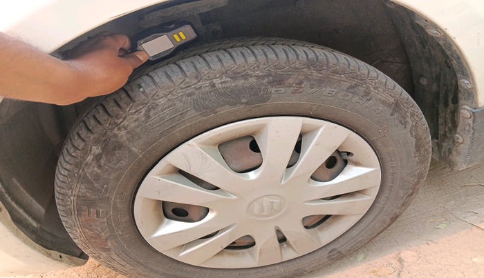 2013 Maruti Swift Dzire VXI, Petrol, Manual, 59,277 km, tyre