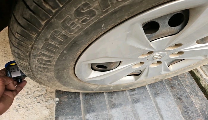 2017 Hyundai Creta E PLUS 1.6 PETROL, Petrol, Manual, 83,643 km, tyre