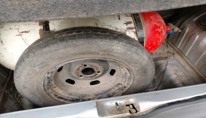 2016 Renault Kwid RXL, Petrol, Manual, 89,126 km, tyre