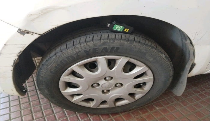 2011 Hyundai i20 MAGNA 1.2, Petrol, Manual, 61,424 km, tyre