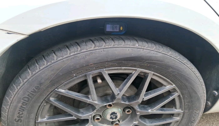 2016 Maruti Ciaz VDI SHVS, Diesel, Manual, 1,19,527 km, tyre