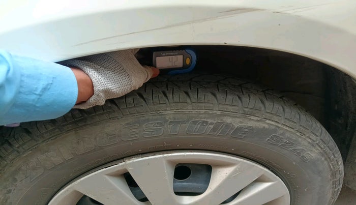 2012 Maruti Swift Dzire VXI, Petrol, Manual, 1,35,374 km, tyre