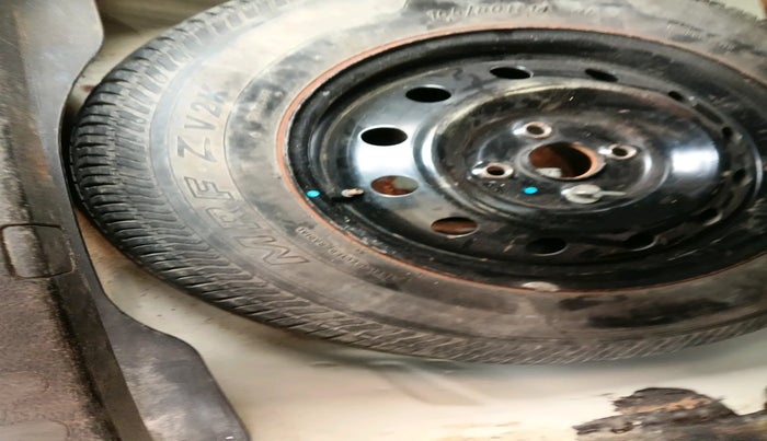 2012 Maruti Swift Dzire VXI, Petrol, Manual, 1,35,374 km, tyre